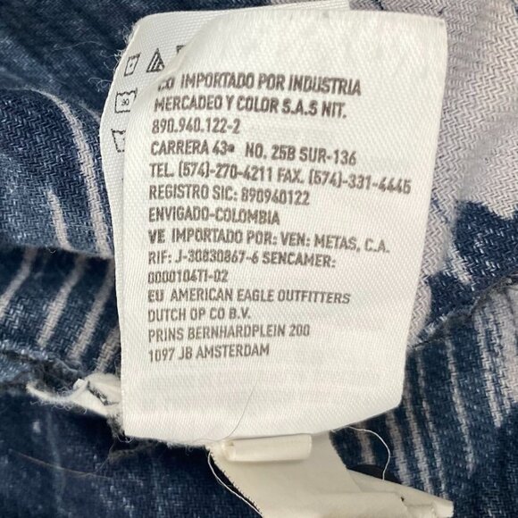 American Eagle Outfitters Men's Shirt M Classic Fit Aztec Southwestern Casual - Picture 8 of 8